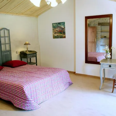 Le Petit Paradis *